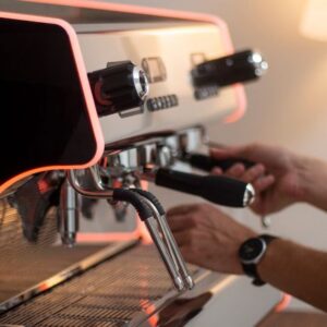 Macchina per il caffè automatica professionale 2 gruppi con illuminazione RGB